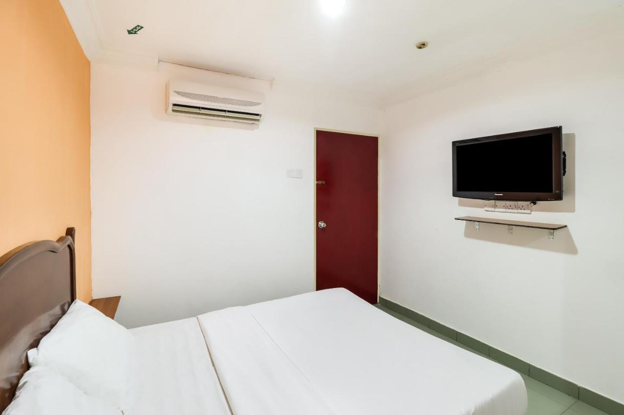 Oyo 89584 Hotel Sahara Kuala Kubu Bharu Zewnętrze zdjęcie
